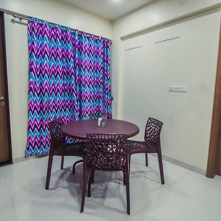 Atithi Service Apartment Púna Exteriér fotografie